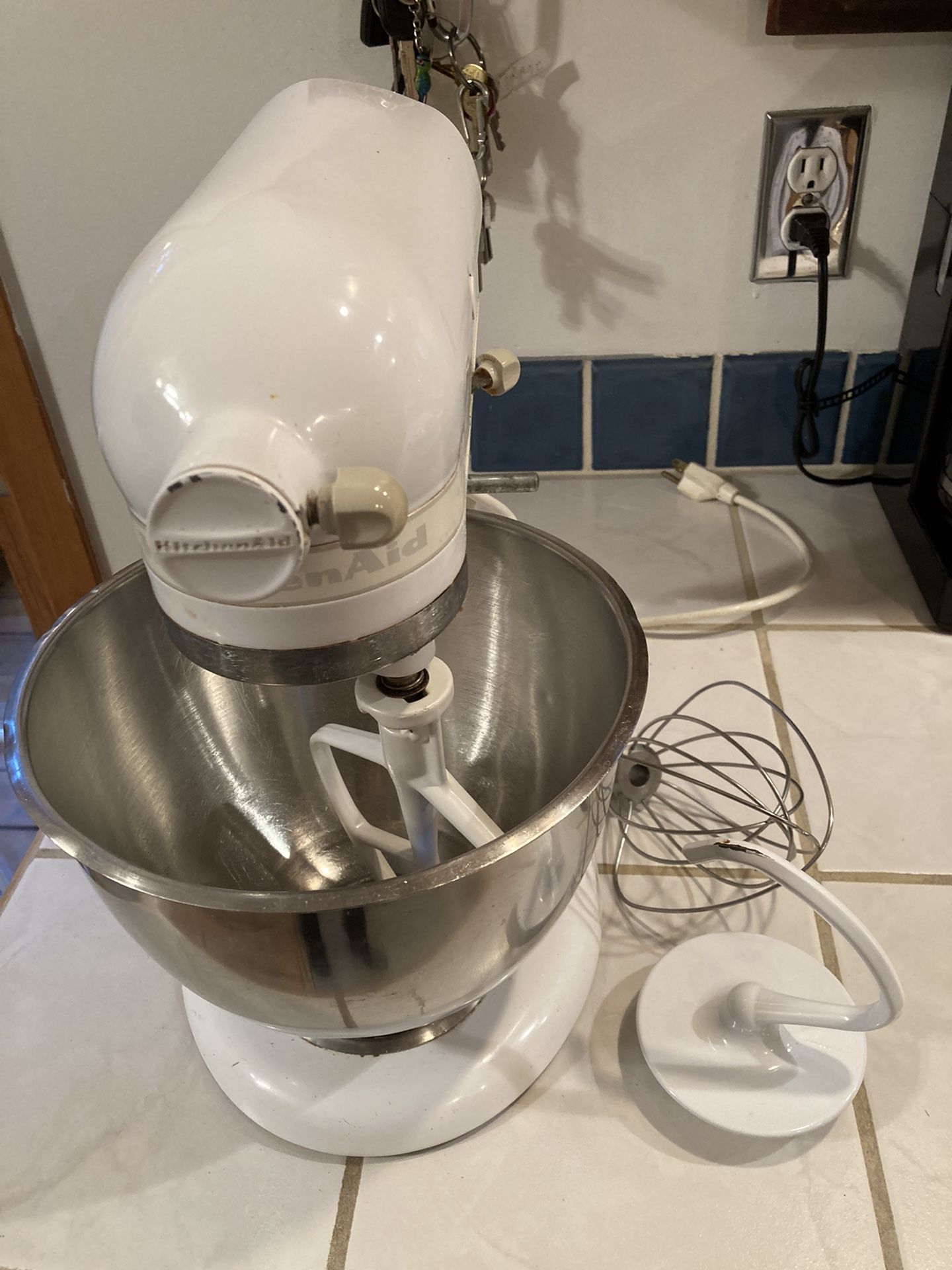 Vintage KitchenAid Mixer Works!