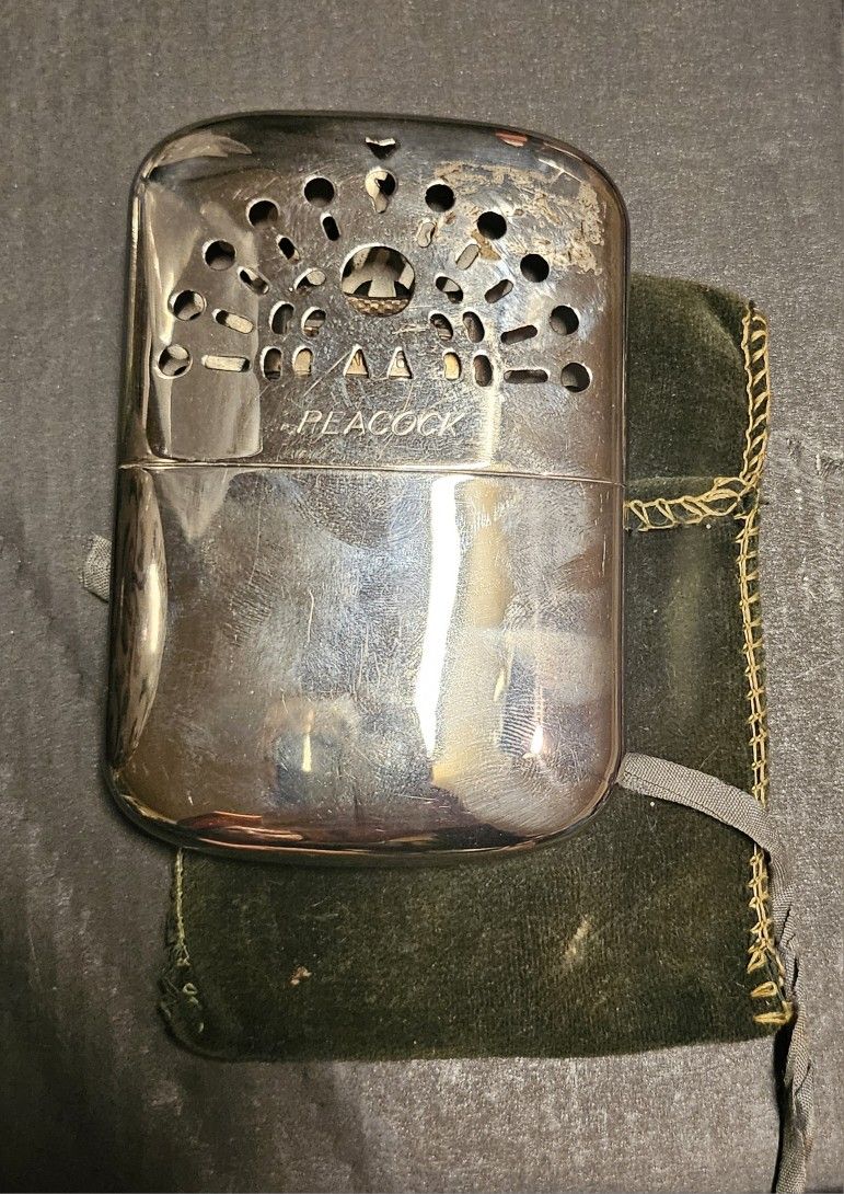 Vintage Peterson’s Peacock Hand Pocket Warmer Made in Japan Untested Collectible