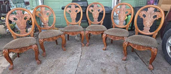 6 Chairs