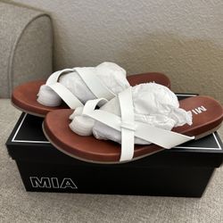 Mia Sandals