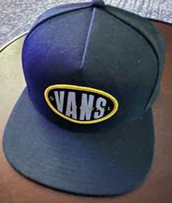 Like New Vans Out And Indoor Snapback Patch Cap Hats 