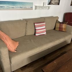 Couch/bed