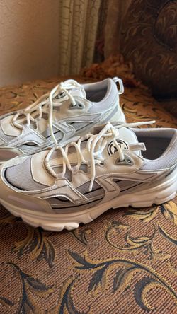 Alex Arigato Runner