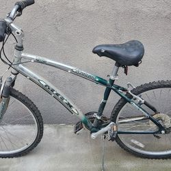 Mongoose MGX Redondo 26" Beach Cruiser