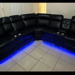 BLACK LEATHER RECLINER SECTIONAL - LED’s & SPEAKERS ✅🔉