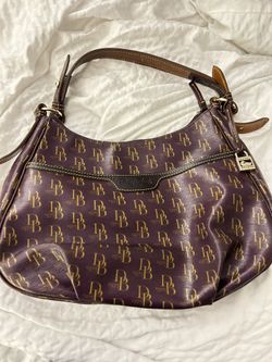 DB (Dooney And Bourke) Purse