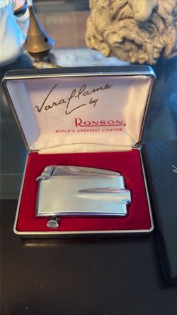 Ronson Varaflame Lighter with Original Case