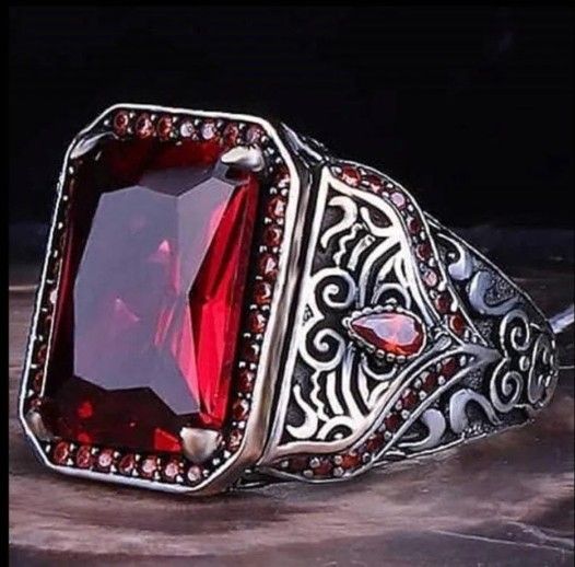 Size 8 Men's Fashion Ring Red Zircon Square Stone With Red Pendant 925 Sterling Silver Plated