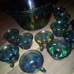 Vintage (Grape)Punch Bowl and Cups 