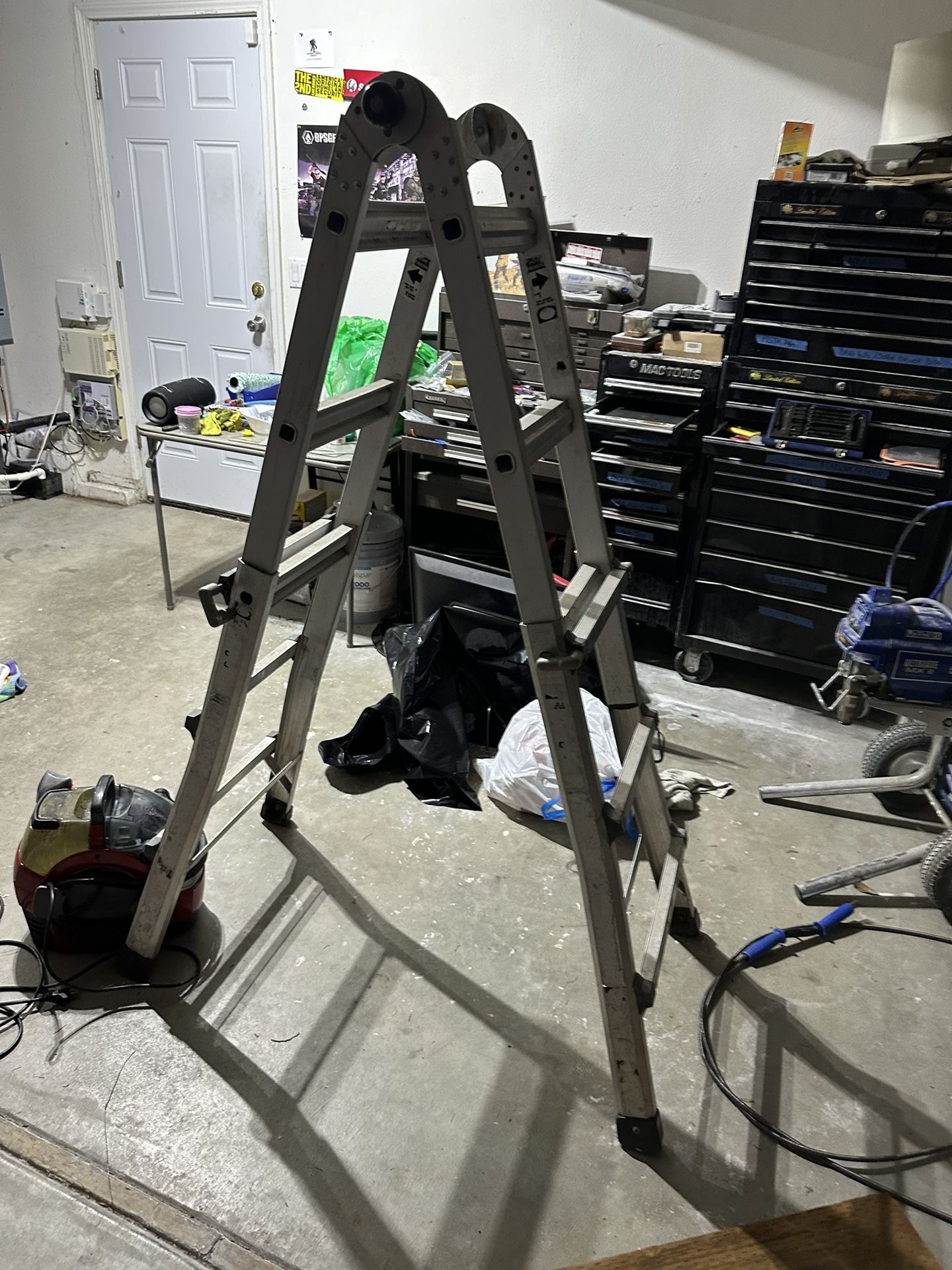Multi Position Adjustable Height Ladder