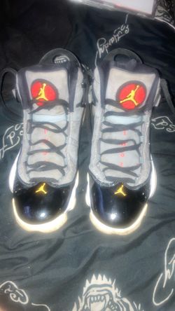 shoes (size 8) Jordan’s