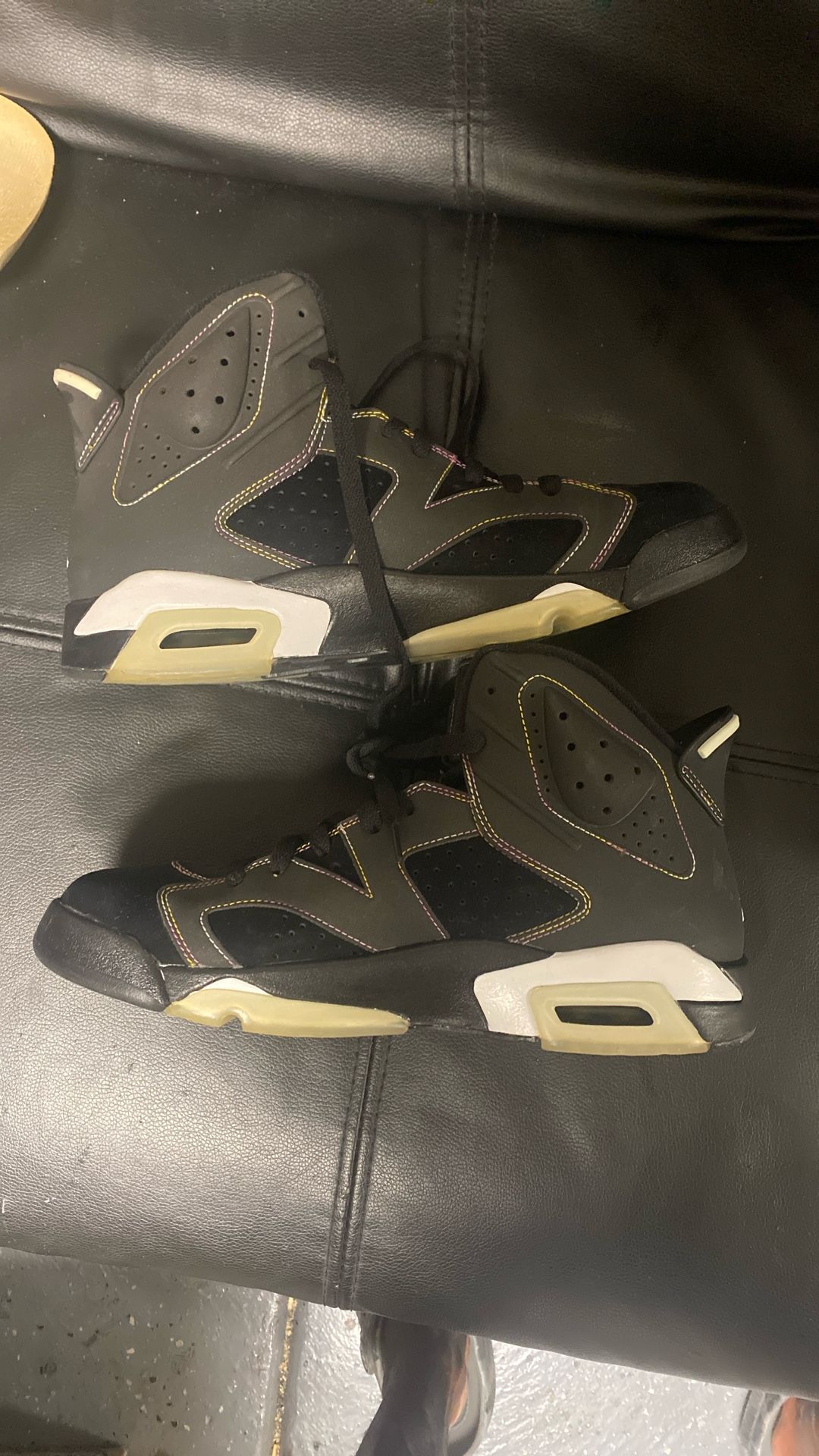 Retro Jordan 6 Laker Edition