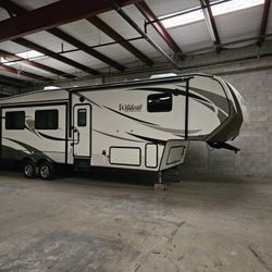 2017 Forest River Wildcat 36BH