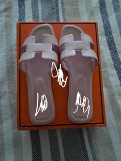 Pink sandals soze 7