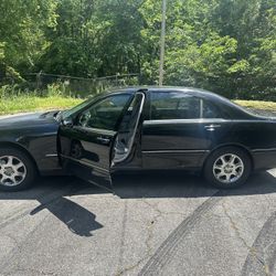 2000 Mercedes-Benz S-Class