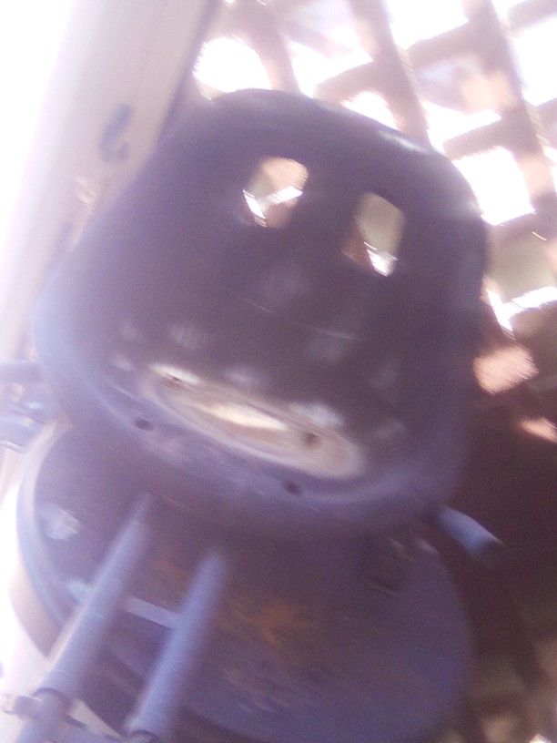 Some Kind Of Seat For Cart Or Something 5