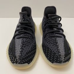 DS Yeezy Carbon