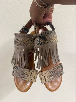 Tan authentic leather sandals from Italy, size 7