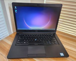 Loaded Dell Laptop in Excellent Condition!
