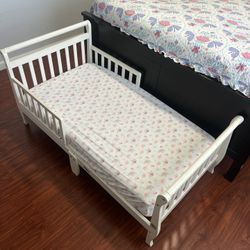 Kids bed and mattress