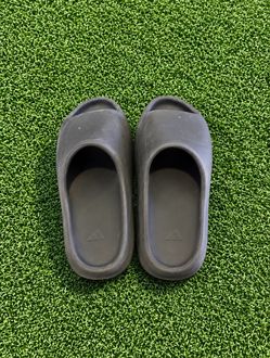 Black Yeezy Slides Size 12