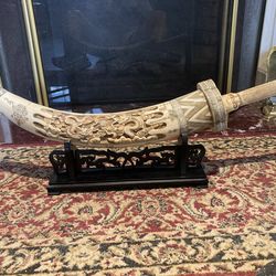 29 1/2 inch L - 4 inch wide  - 10 1/2 inch H