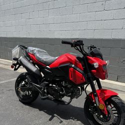 Street Legal 125cc Motorcycle