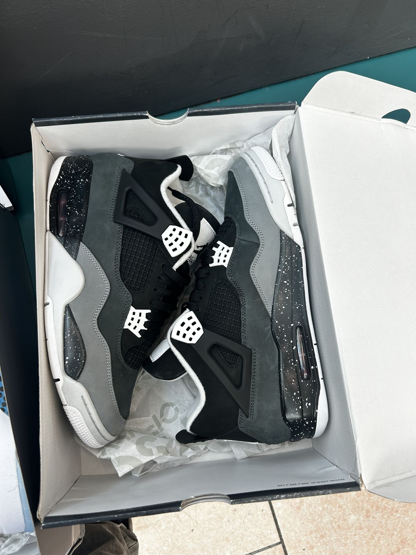 Jordan 4 Fear