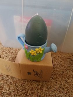 Easter egg holder new in box