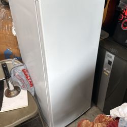 Very Nice Arctic King Freezer 