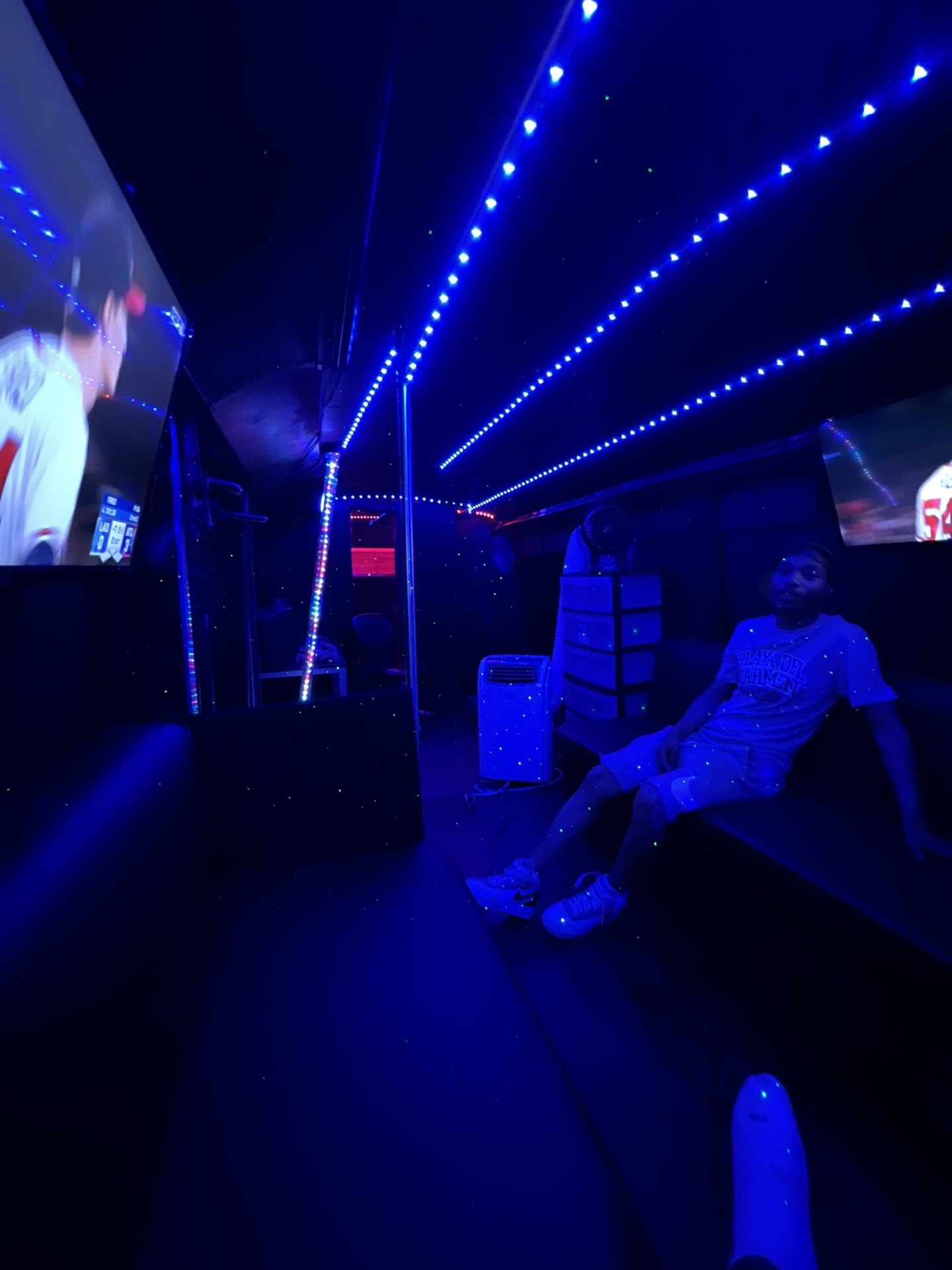 Party Bus / Mobile Studio Bus