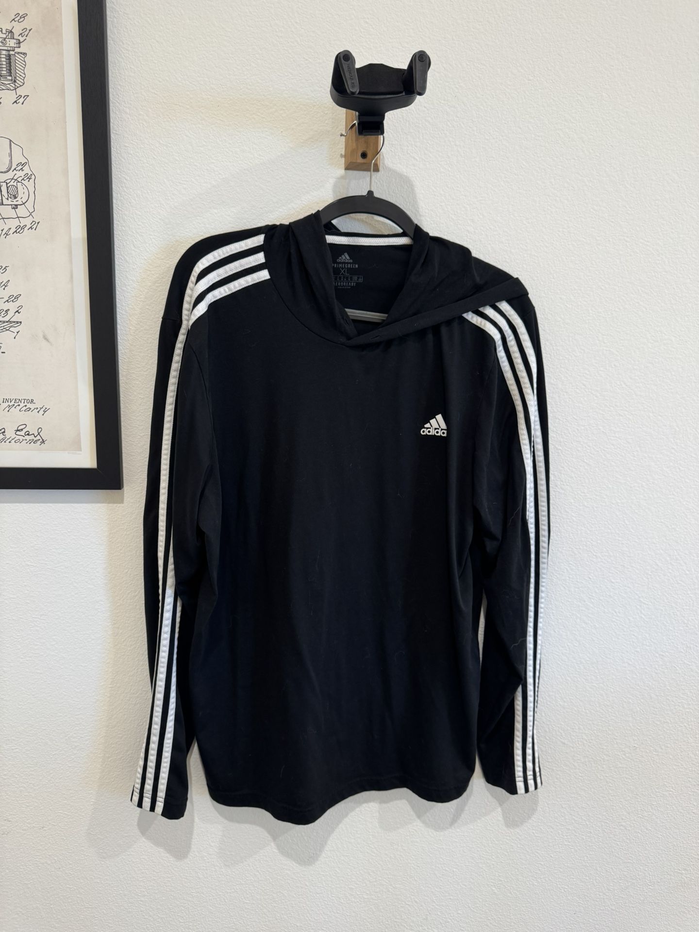 Classic Adidas Hoodie XL