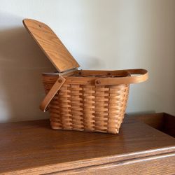 Longaberger “gourmet picnic basket”