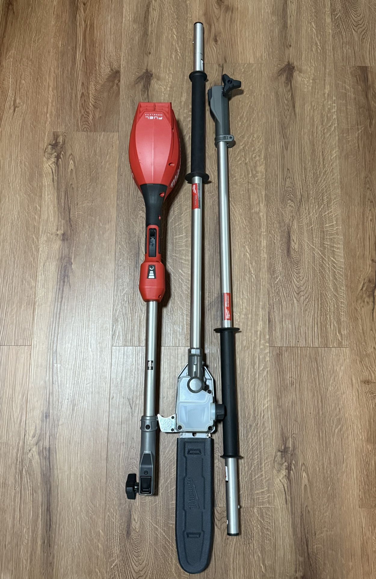Milwaukee M18 FUEL 18V 10 in. Brushless Cordless Battery Powered Pole Saw with QUIK-LOK Attachment Capability (Tool-Only)