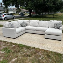 Large Ivory Sectional Sofa Couch with Chaise