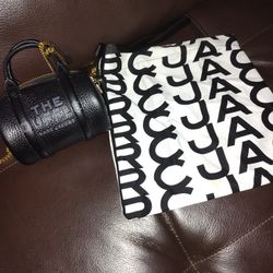 Marc Jacobs Duffle Bag (Authentic)