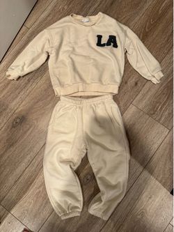 Zara Kids Clothes Sweater and Sweatpants (Toddler Size 3-4)