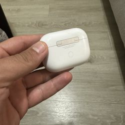 Air Pods Pro (missing One Air Pod)