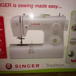 SINGER Tradition 2277 Sewing Machine 