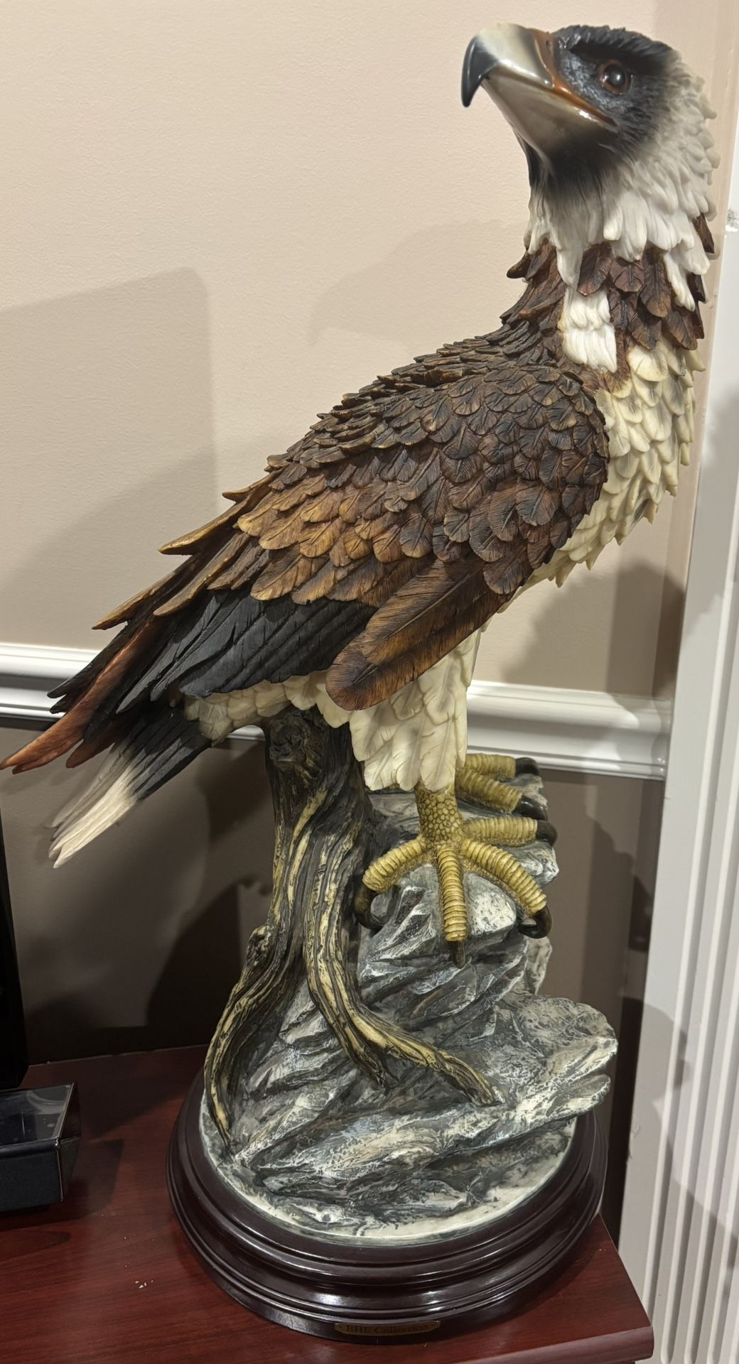 Eagle Statue Large 28” BHE Collection