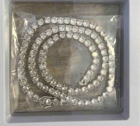 Mossiniate tenis chain