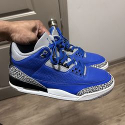 Jordan 3 Varsity Royal 