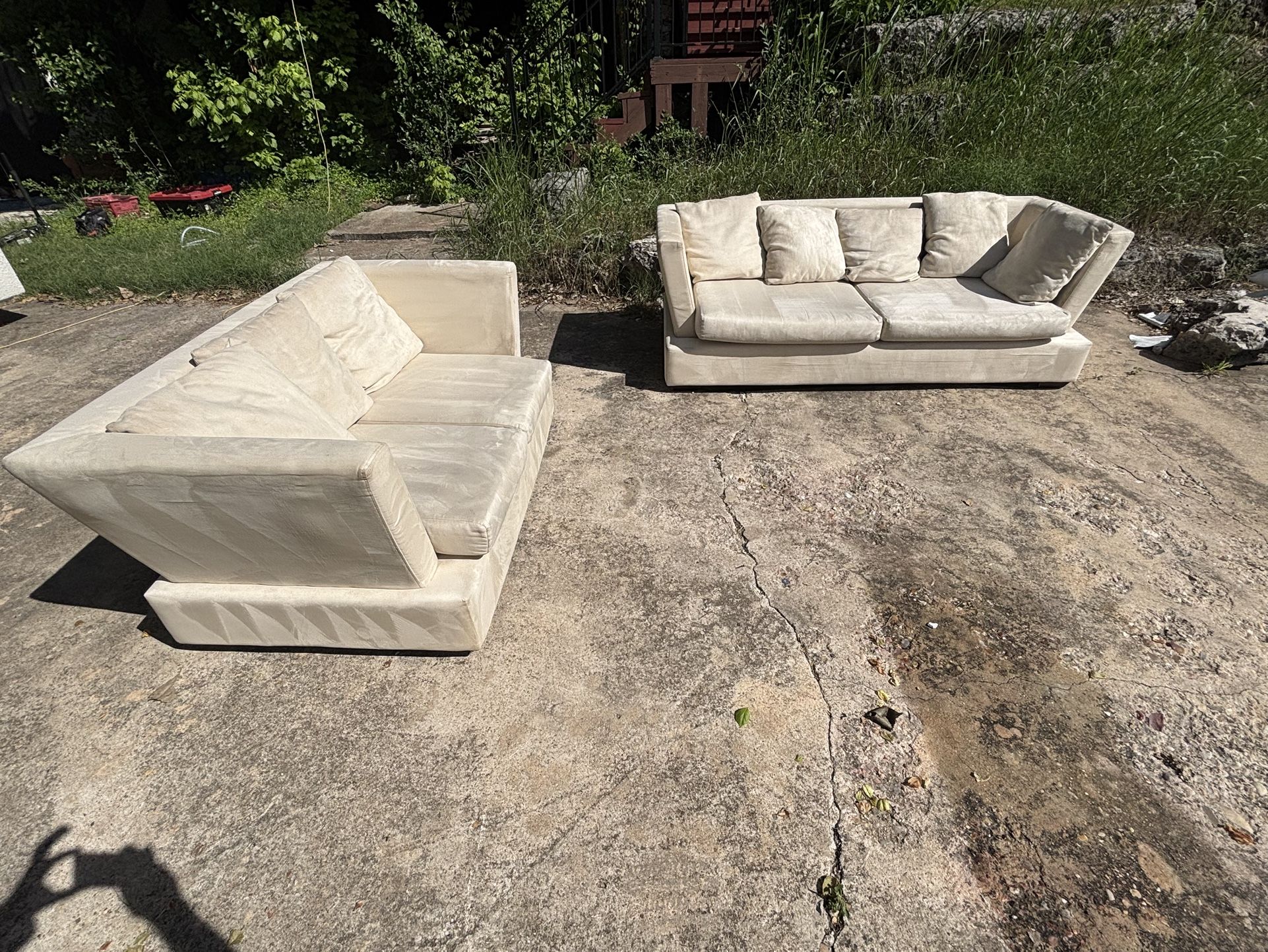 *FREE DELIVERY* Cream Suede Sofa Set
