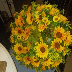 Gorgeous Ex Larg Wreath 9 Firm