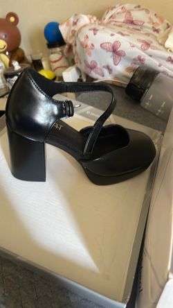 New heel shoes