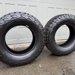 BFGoodrich All Terrain T/A KO2 LT265/70R17
