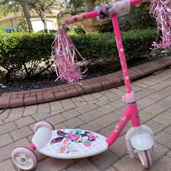 Huffy Girls Kids 3 Wheel Scooter