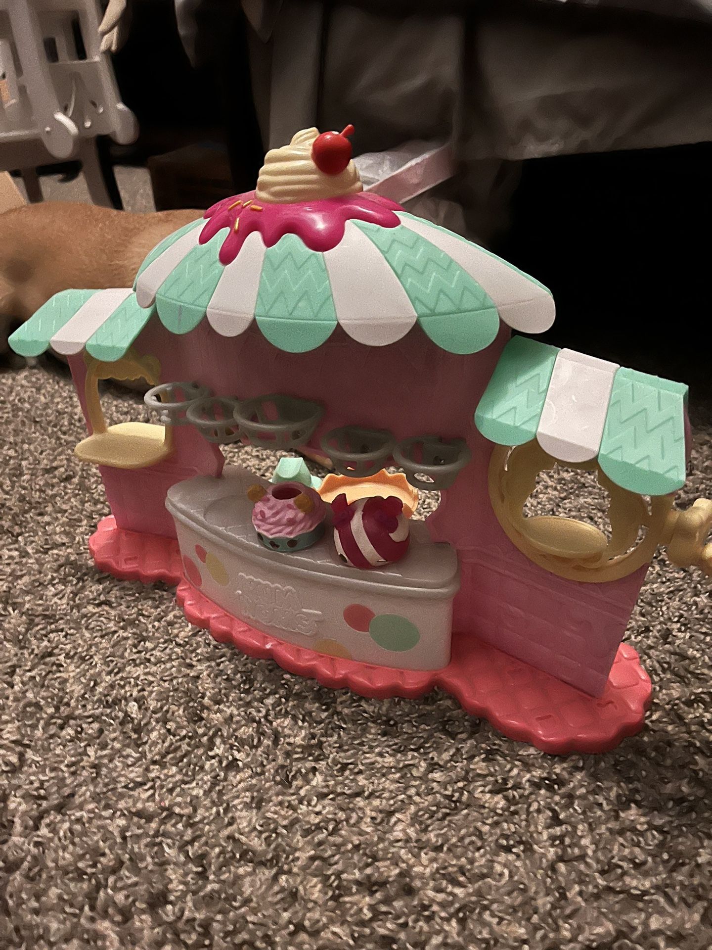 Nom noms Play House 
