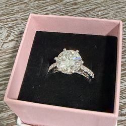 Round Brilliant Cut 5ct D Color Ring