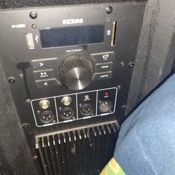 Bluetooth speaker radio with a 500 Wspeaker